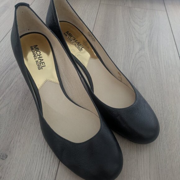 Michael Kors kitten heels - Picture 2 of 7